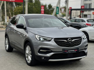 Opel Grandland X foto 2