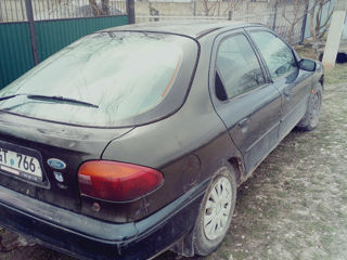 Ford Mondeo foto 5