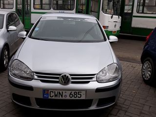 Cea mai Ieftina companie de chirie auto din chisinau de la 8 euro la zi ! Sunati Viber,Watsapp !!! foto 2