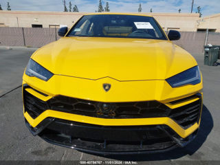 Lamborghini Urus foto 2