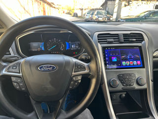 Ford Fusion foto 8