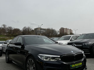 BMW 5 Series foto 3