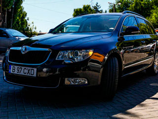 Skoda Superb foto 1