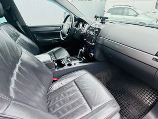 Volkswagen Touareg foto 8