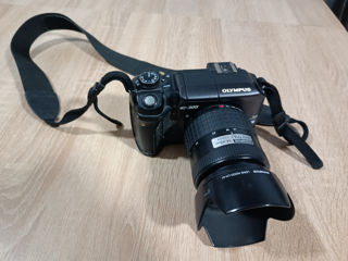 Olympus e-300