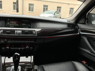 BMW 5 Series foto 7