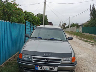 Opel Astra foto 4