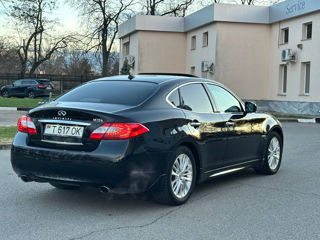 Infiniti M foto 6