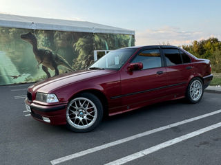 BMW 3 Series foto 2