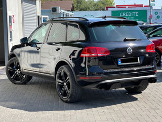 Volkswagen Touareg foto 3