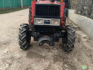 Tractor yanmar F20D