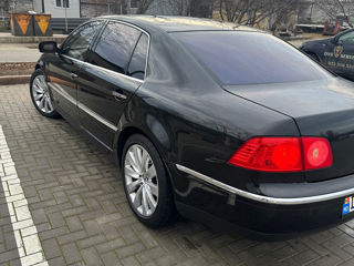 Volkswagen Phaeton foto 3