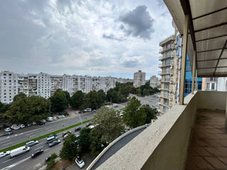 Apartament cu 5 camere sau mai multe, 188 m², Botanica, Chișinău foto 2