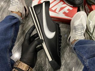 nike cortez pret