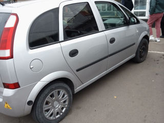 Opel Meriva foto 2