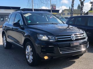 Volkswagen Touareg foto 1