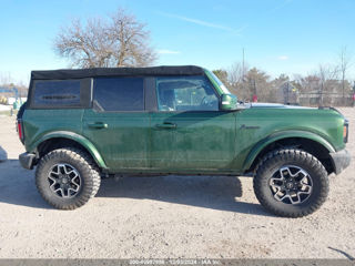 Ford Bronco foto 9