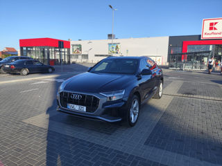 Audi Q8 foto 6