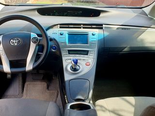 Toyota Prius foto 8