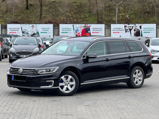 Volkswagen Passat foto 3