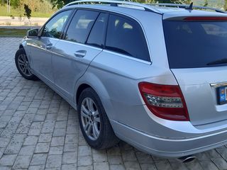 Mercedes C Class foto 4