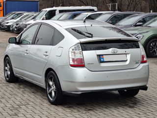 Toyota Prius foto 5