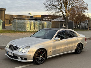 Mercedes E-Class foto 7