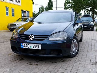 Volkswagen Golf foto 2