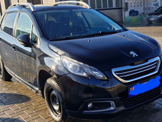 Peugeot 2008 foto 3