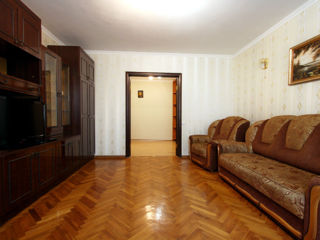 Apartament cu 3 camere, 78 m², Centru, Chișinău foto 4