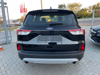 Ford Kuga foto 4