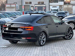 Skoda Superb foto 4