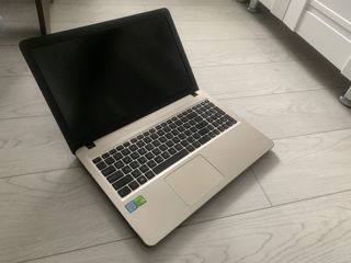 Игровой Asus 15 ! intel Core i3 6006 3.2ghz x4, 8GB DDR4 ram, 256GB SSD, NVIDIA MX110 2GB foto 1