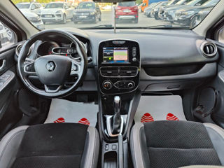 Renault Clio foto 8