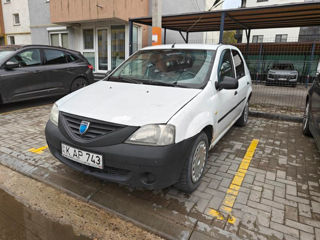 Dacia Logan foto 2