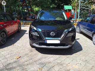 Nissan Rogue foto 1