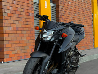 Suzuki GSX S750 foto 2