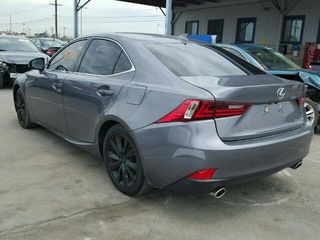 Lexus IS Series foto 3