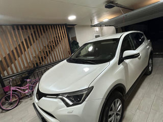 Toyota Rav 4 foto 4