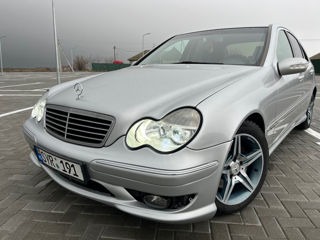 Mercedes C-Class