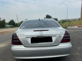 Mercedes E-Class foto 6