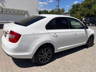 Skoda Rapid foto 2