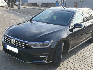 Volkswagen Passat foto 3