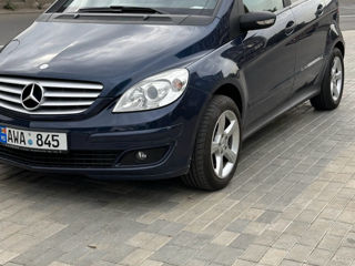 Mercedes B-Class