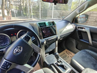 Toyota Land Cruiser Prado фото 9