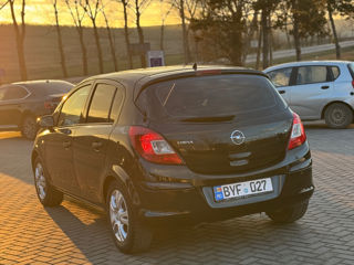 Opel Corsa foto 4