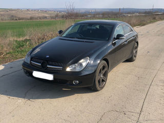 Piese auto w219 CLS / dezmembrare foto 1