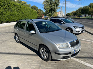 Skoda Fabia foto 3