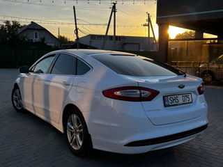 Ford Mondeo foto 3