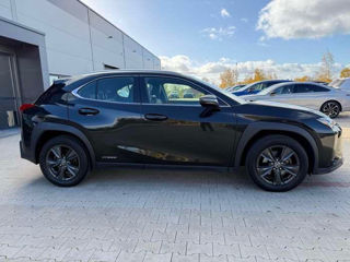 Lexus UX foto 3